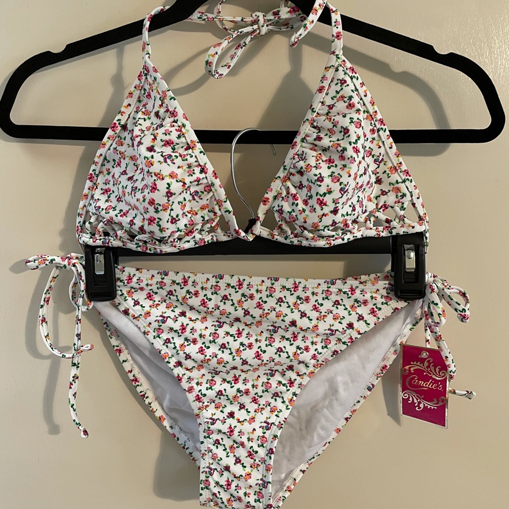 NWT Candies White Floral Tie 2 Pc Bikini Size M/L